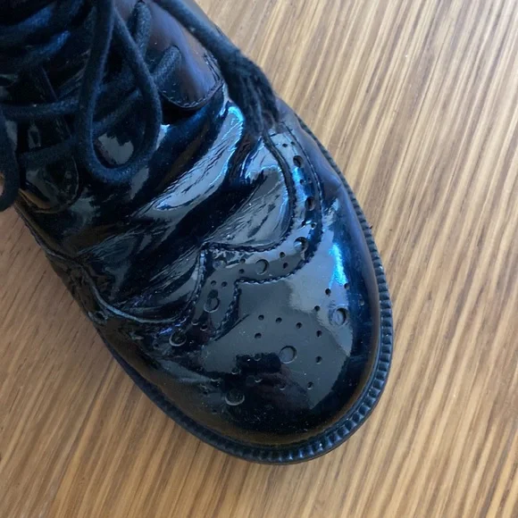 Burberry Girl Black Patent Leather Boots Size 33 2